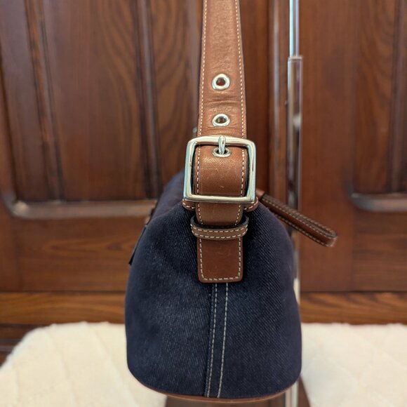 VINTAGE Coach Denim Shoulder Bag with Red Stripes And Brown Accents - Picture 4 of 11